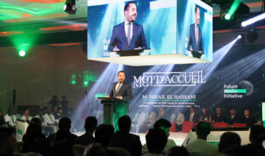 إجماع على أهمية التعاون بين وسائل الإعلام التقليدية ووسائل التواصل الاجتماعي في تغطية الأحداث الرياضية