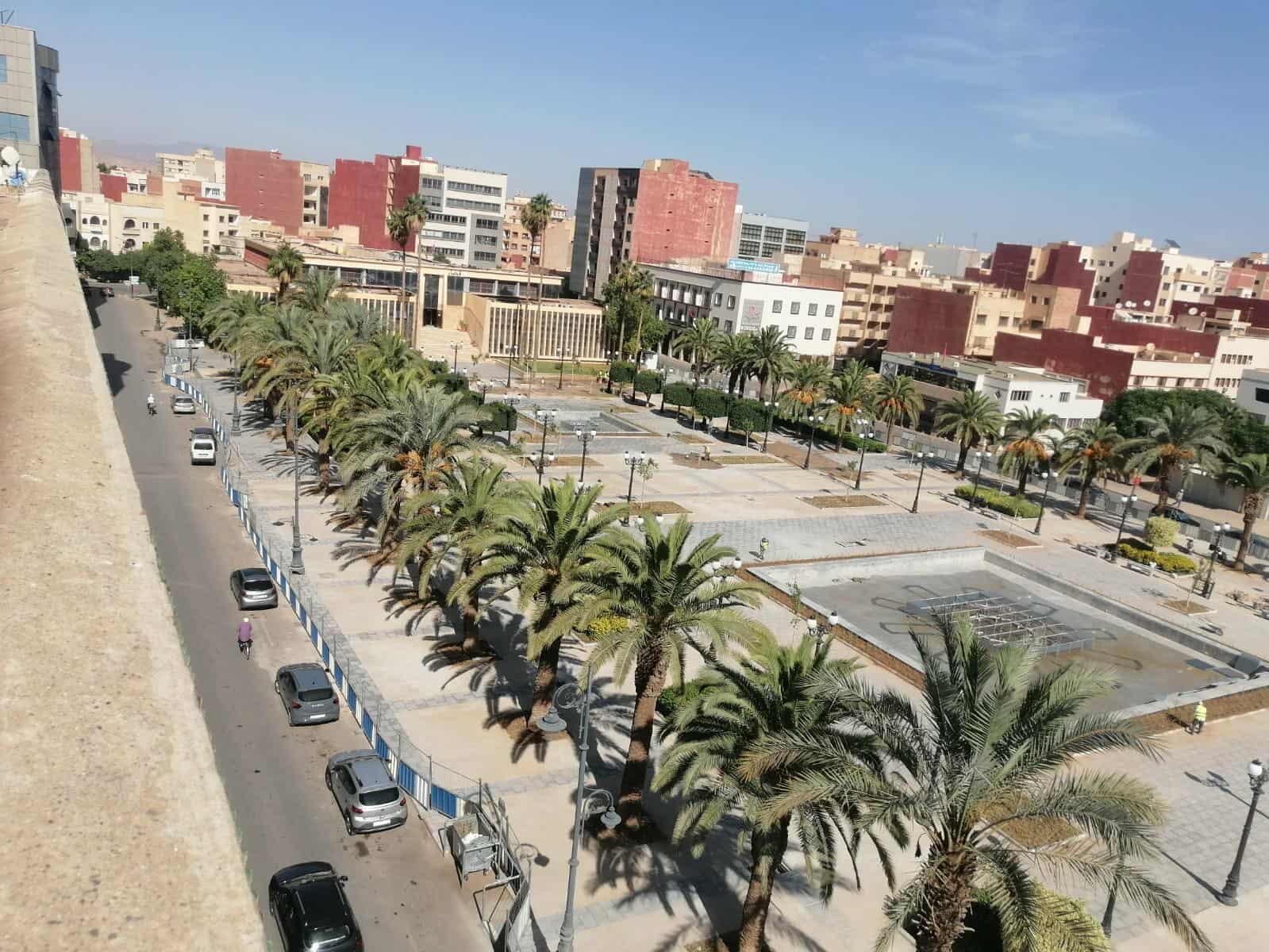 وجدة: رد الاعتبار للساحات العمومية… نحو فضاءات تنبض بالحياة