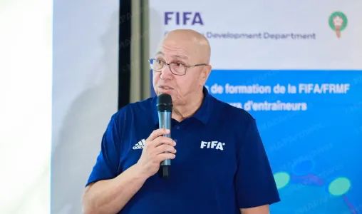 فتحي جمال في حوار مع (فيفا): إنجاز أشبال الأطلس في كأس العالم لأقل من 20 سنة ثمرة استراتيجية تطوير محكمة