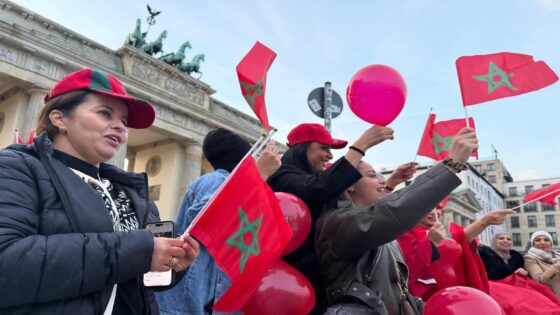 قرار مجلس الأمن 2797.. في أجواء من الفرح والبهجة، مغاربة برلين يحتفلون بالانتصار الدبلوماسي للمغرب