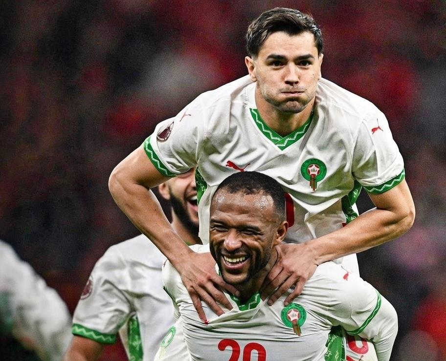 دياز والكعبي يتصدران قائمة الهدافين في الكان