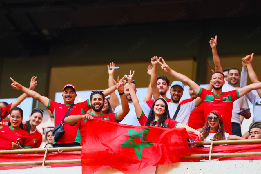 الساحرة المستديرة .. أو عندما تطرق كأس إفريقيا للأمم أبواب البيوت المغربية