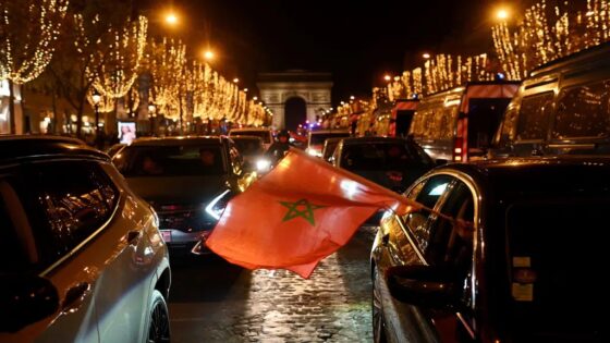 كان المغرب 2025.. في باريس، الجالية المغربية تلهب الأجواء بعيدا عن الملاعب