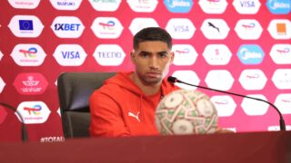 “الكان”.. حكيمي يطمئن الجماهير على صحته