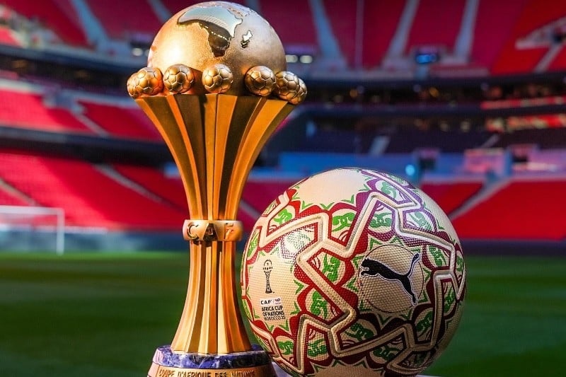 “الكاف” يكشف عن كرة نهائي “الكان” بين المغرب والسينغال