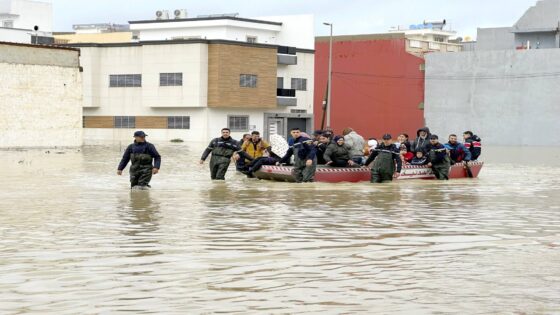 القصر الكبير .. تدخلات ميدانية منسقة لإجلاء وإيواء المواطنين المتضررين من فيضان وادي اللوكوس