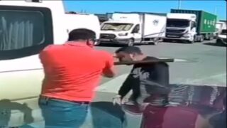 بتهمة محاولة القتل العمد.. إحالة المعتدي على سائق شاحنة بالقنيطرة على القضاء