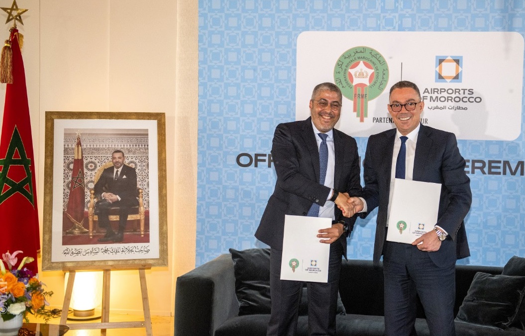 توقيع اتفاقية شراكة استراتيجية بين الجامعة الملكية المغربية لكرة القدم والمكتب الوطني للمطارات