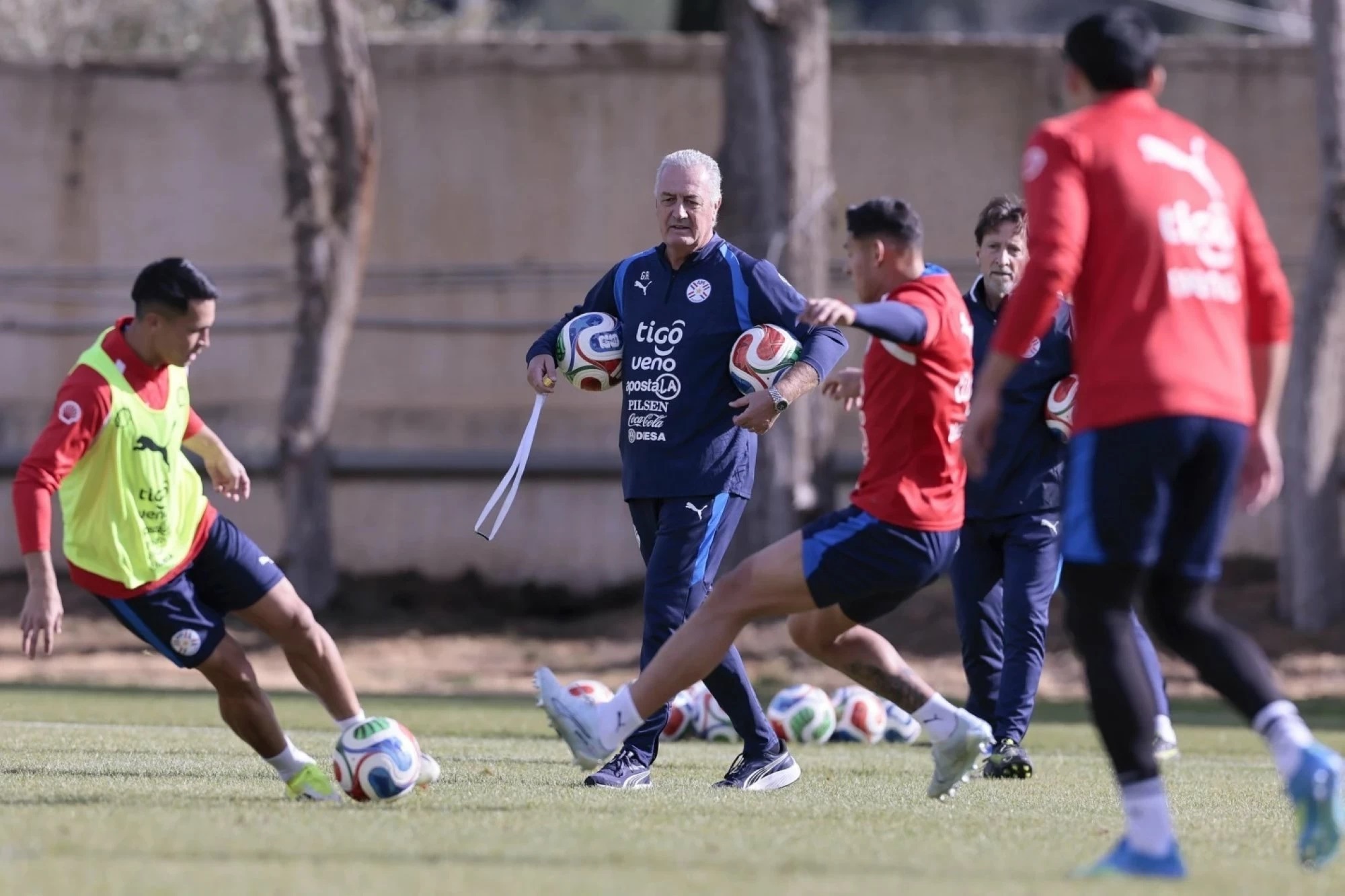 كرة القدم.. الباراغواي، نموذج من مدرسة أمريكا الجنوبية القائمة على الصرامة والاندفاع البدني