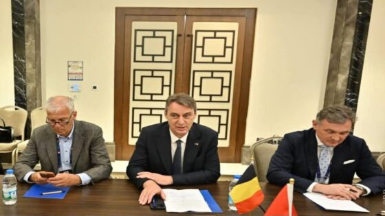 إسطنبول.. رئيس مجلس الشيوخ البلجيكي يجدد دعم بلاده للحكم الذاتي تحت السيادة المغربية