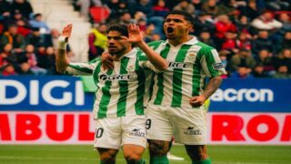الزلزولي يسجل هدفا عالميا (فيديو)