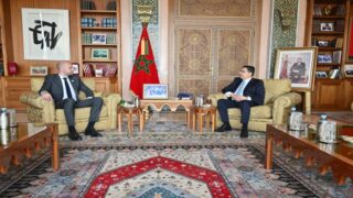 فرنسا تجدد التأكيد على أن “حاضر ومستقبل الصحراء يندرجان في إطار السيادة المغربية ” وتحدد التدابير المعتمدة تطبيقا لهذا القرار