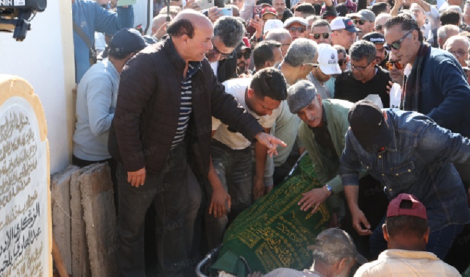 تشييع جثمان عميد الأغنية المغربية الموسيقار الراحل عبد الوهاب الدكالي بالدار البيضاء