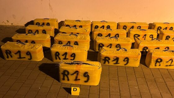 حجز أزيد من 1.8 طن من الشيرا بالناظور وسوق الأربعاء الغرب