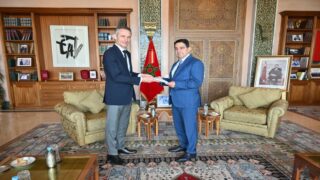 بوريطة يجري مباحثات مع وزير الدولة البريطاني في التجارة الدولية