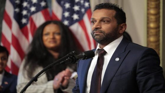 مدير الـ “FBI” يشيد بالتنسيق الأمني المغربي
