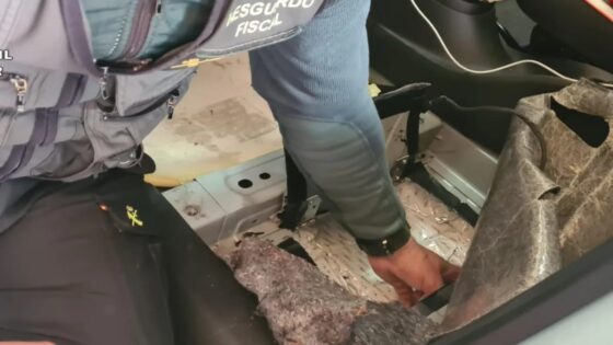 حجز سيارة دبلوماسية في طريقها إلى المغرب.. محملة بأكثر من نصف طن من تبغ الشيشة