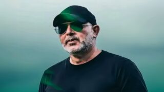 الرجاء يعين طاقما تقنيا جديدا