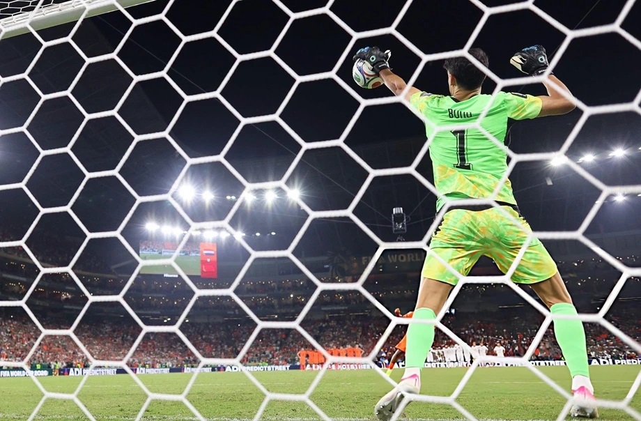 مونديال 2026.. بونو “الأخطبوط” معشوق جماهير “الأسود”